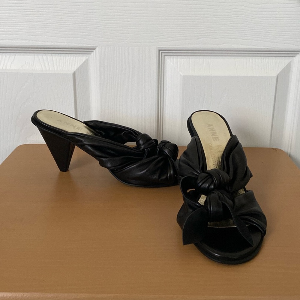 Anne Klein Collection Made in Italy Black Bow Heeled Sandal Size 40 (US Size 9)